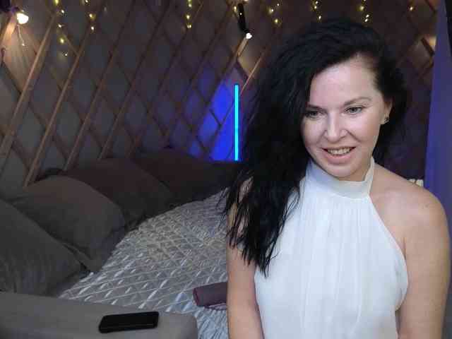LinaaJoy webcam