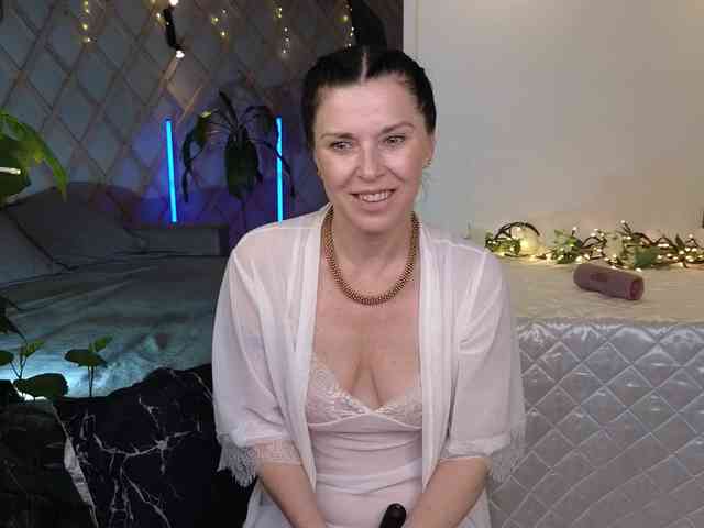 LinaaJoy webcam