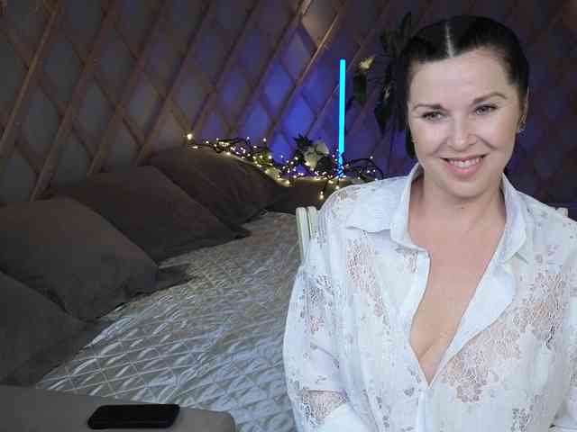 LinaaJoy webcam