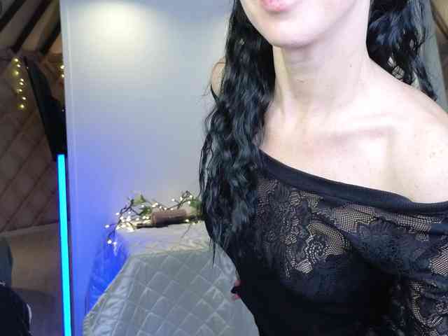 LinaaJoy webcam