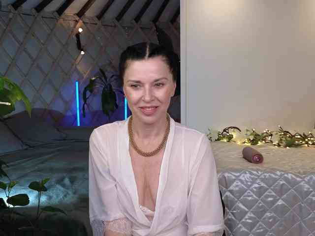 LinaaJoy webcam
