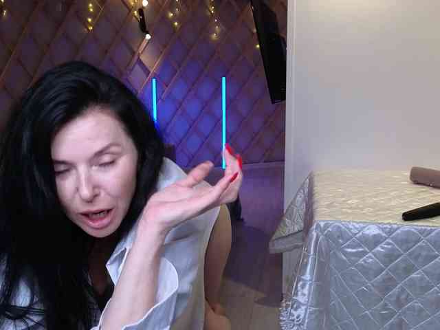 LinaaJoy webcam