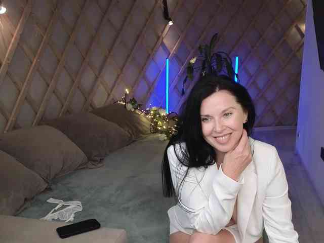 LinaaJoy webcam