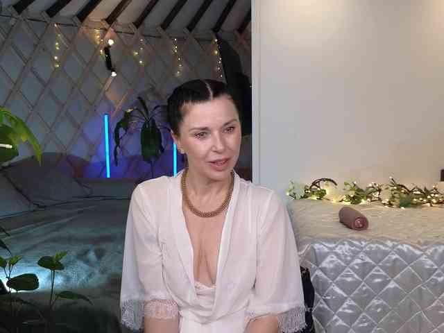 LinaaJoy webcam