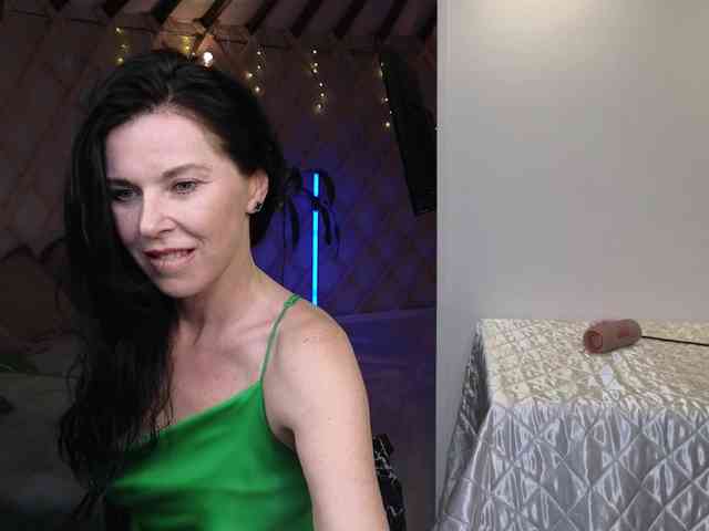 LinaaJoy webcam