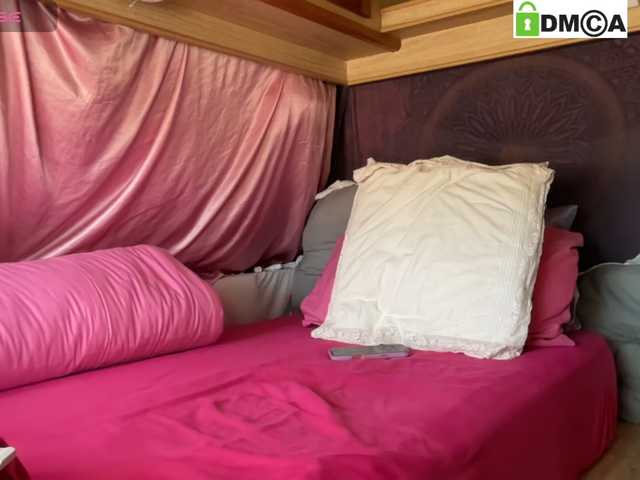 Dreamofbarbiex live cam on BongaCams
