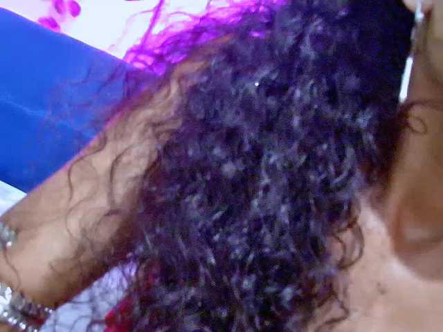 Karen-Ariass live cam on BongaCams