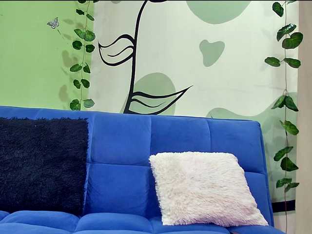 Karen-Ariass live cam on BongaCams
