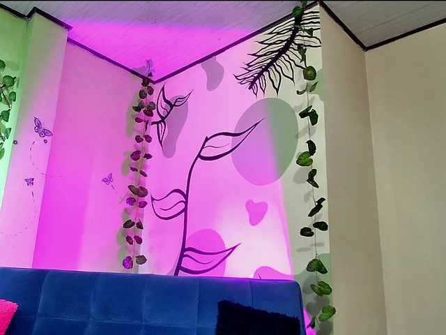 Karen-Ariass live cam on BongaCams