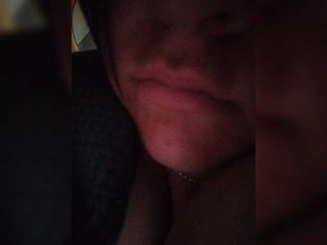 Mari-kis45's BongaCams show and profile