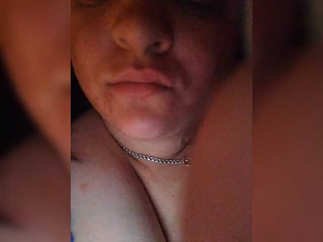 Mari-kis45's BongaCams show and profile