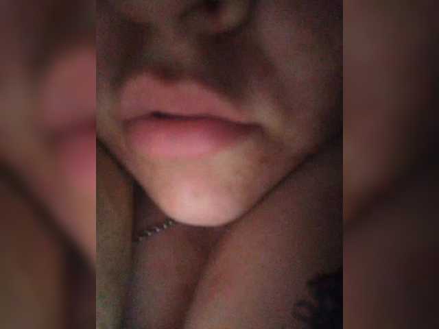 Mari-kis45's BongaCams show and profile