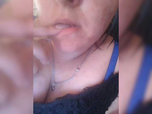 Mari-kis45's BongaCams show and profile