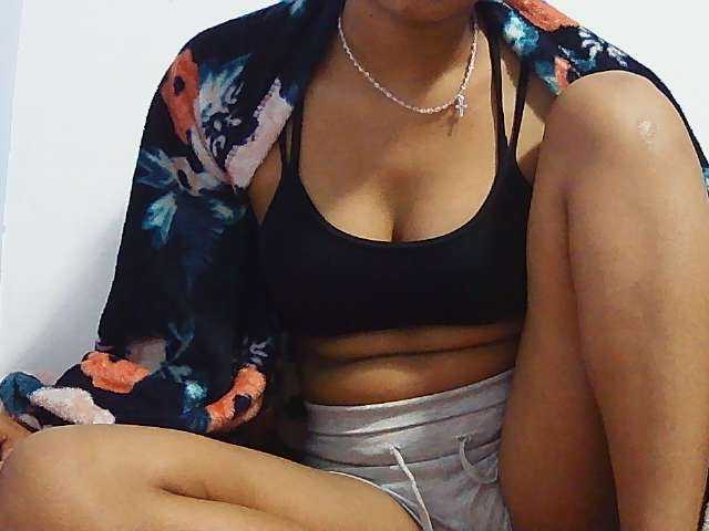 Koushy live cam on BongaCams
