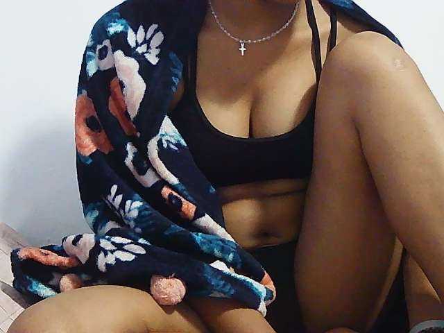 Koushy live cam on BongaCams