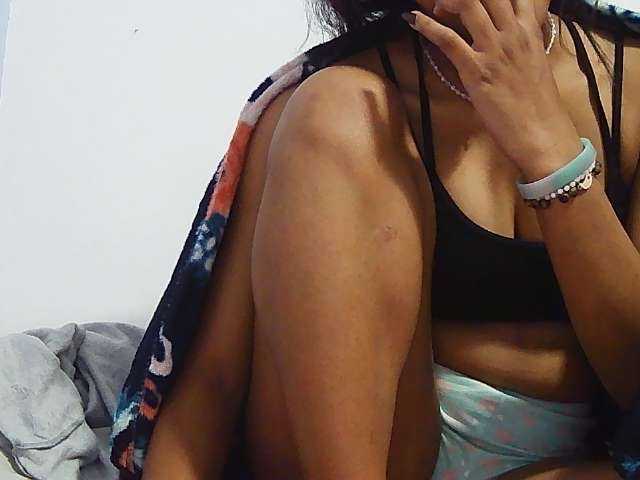 Koushy live cam on BongaCams