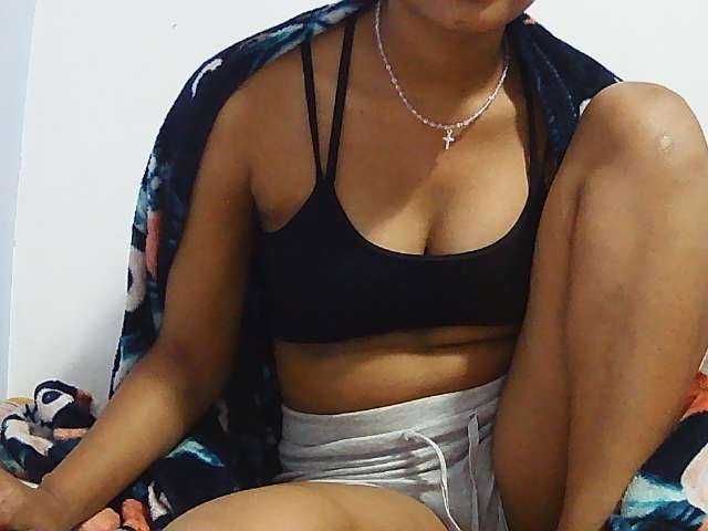 Koushy live cam on BongaCams