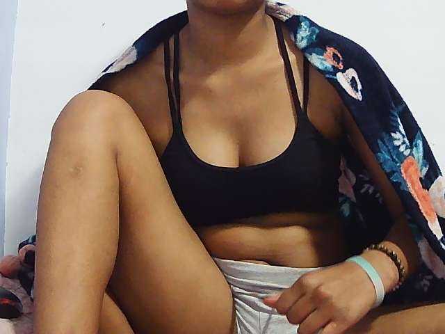 Koushy live cam on BongaCams