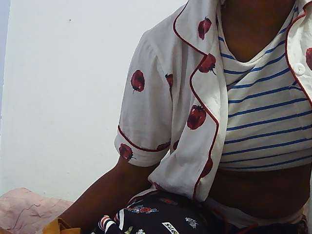 Koushy live cam on BongaCams