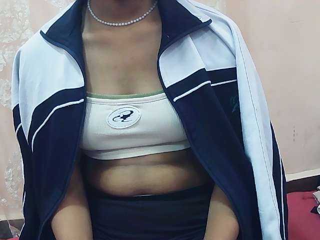 Koushy live cam on BongaCams