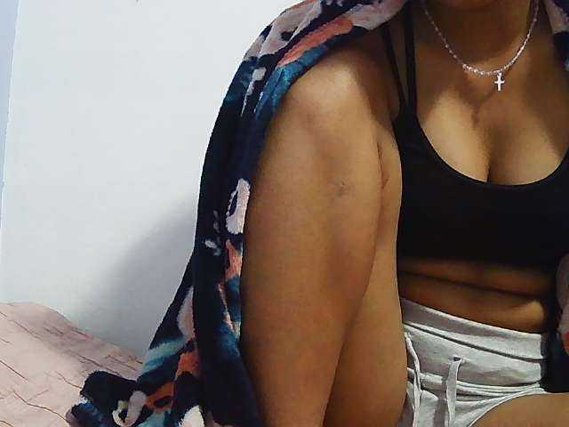 Koushy live cam on BongaCams