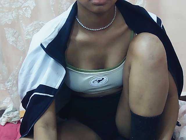 Koushy live cam on BongaCams