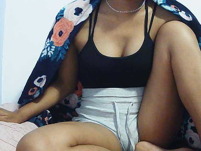 Koushy live cam on BongaCams