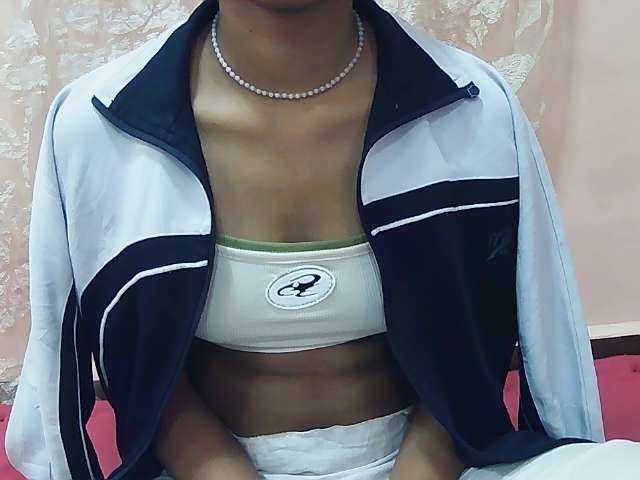 Koushy live cam on BongaCams