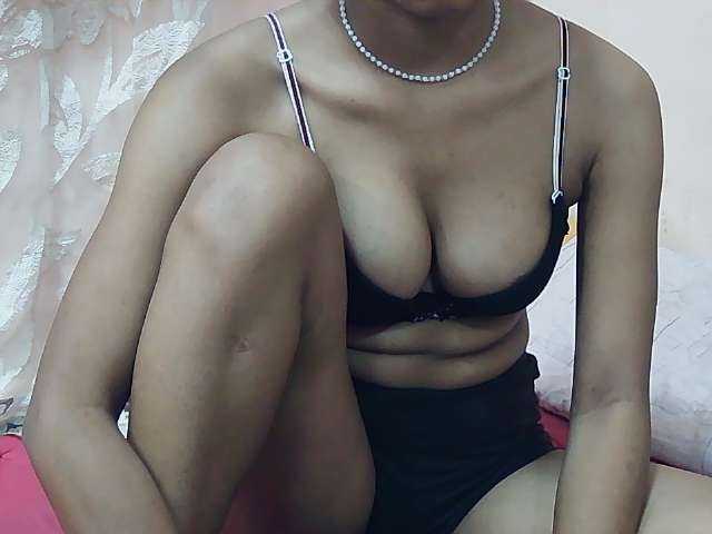 Koushy live cam on BongaCams