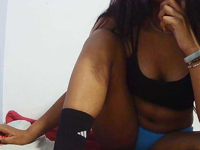 Koushy live cam on BongaCams
