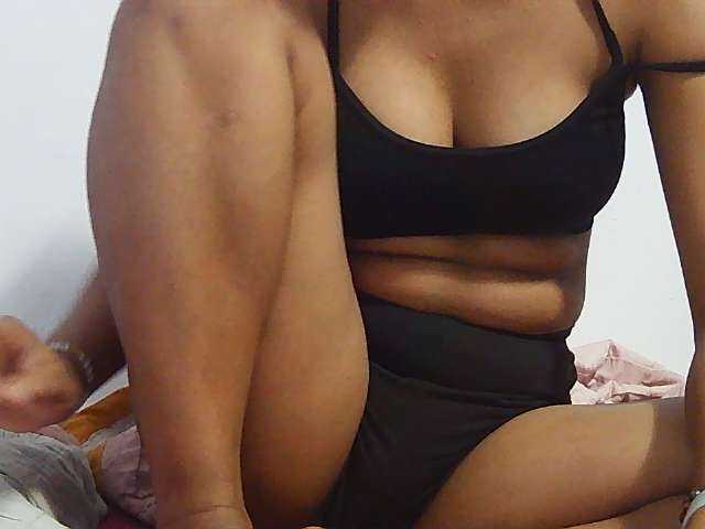 Koushy live cam on BongaCams