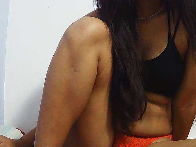Koushy live cam on BongaCams