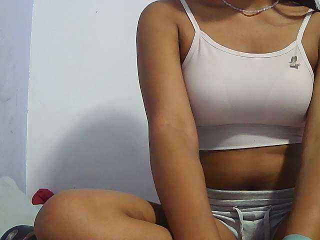 Koushy live cam on BongaCams