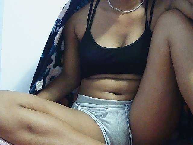 Koushy live cam on BongaCams