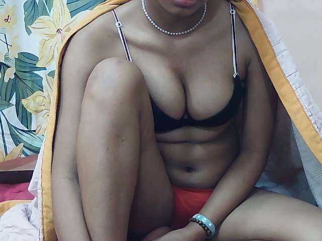 Koushy live cam on BongaCams