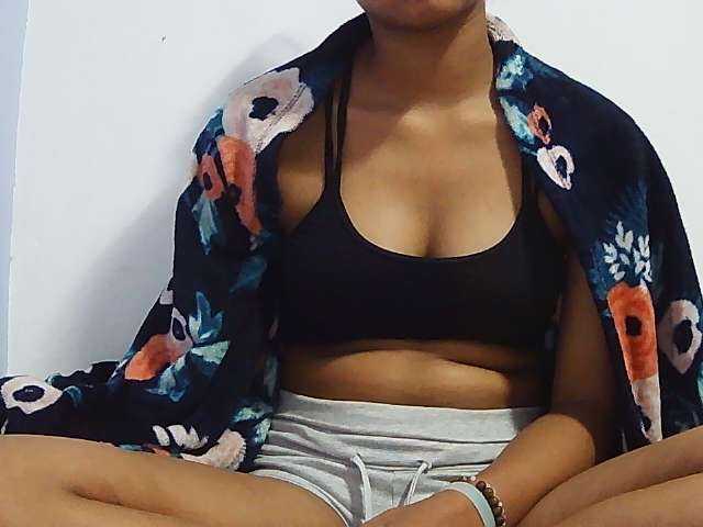 Koushy live cam on BongaCams