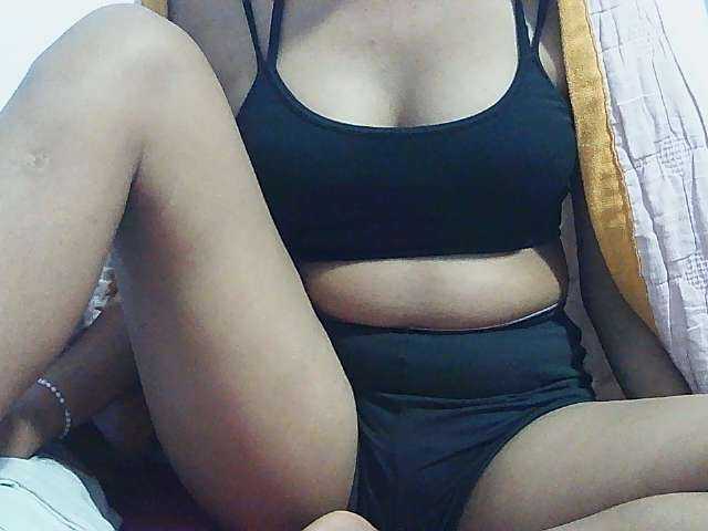 Koushy live cam on BongaCams