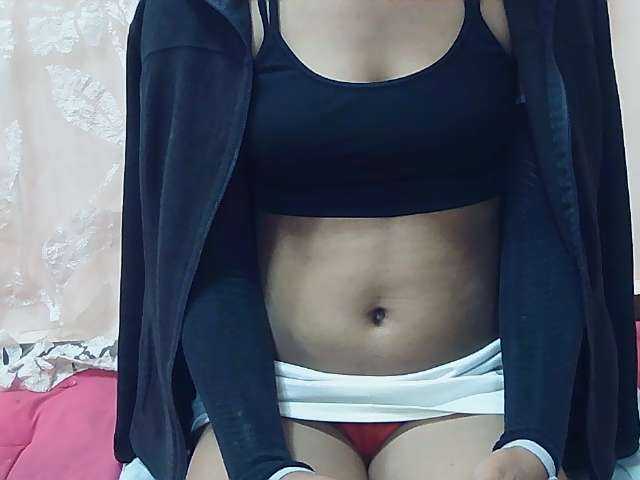 Koushy live cam on BongaCams