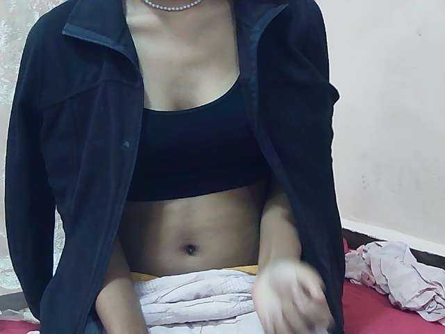 Koushy live cam on BongaCams