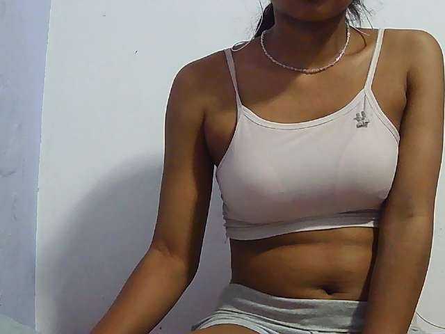 Koushy live cam on BongaCams