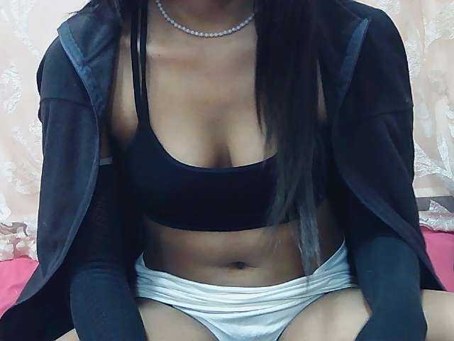 Koushy live cam on BongaCams