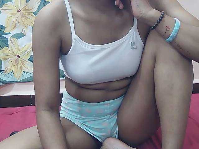 Koushy live cam on BongaCams