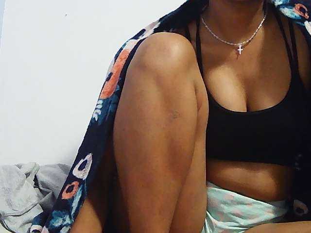 Koushy live cam on BongaCams