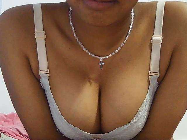 Koushy live cam on BongaCams