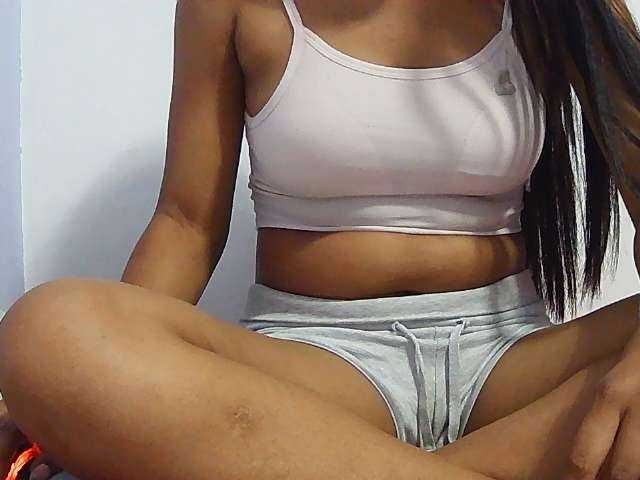 Koushy live cam on BongaCams