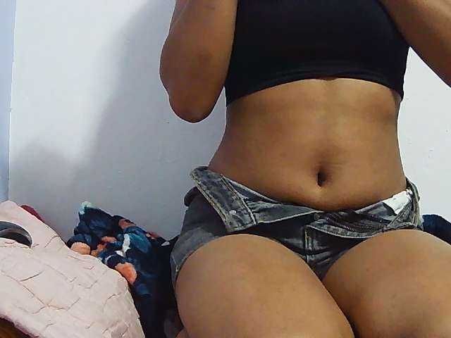 Koushy live cam on BongaCams