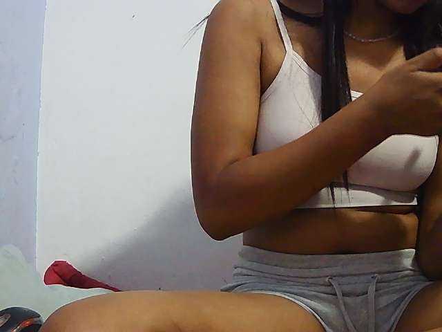 Koushy live cam on BongaCams