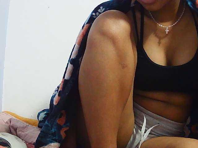 Koushy live cam on BongaCams