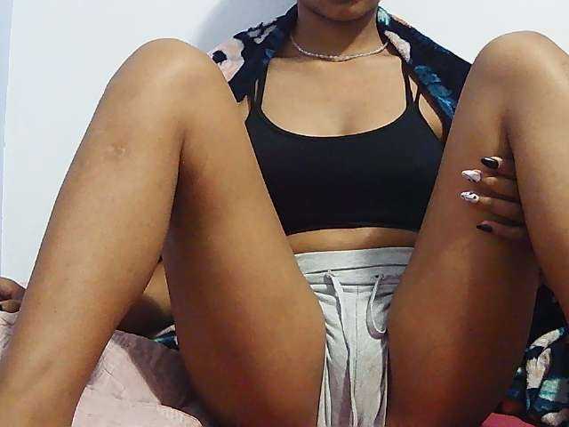 Koushy live cam on BongaCams