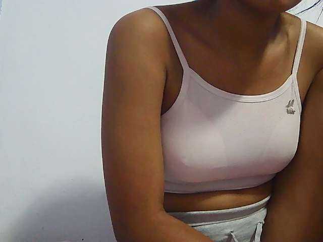 Koushy live cam on BongaCams